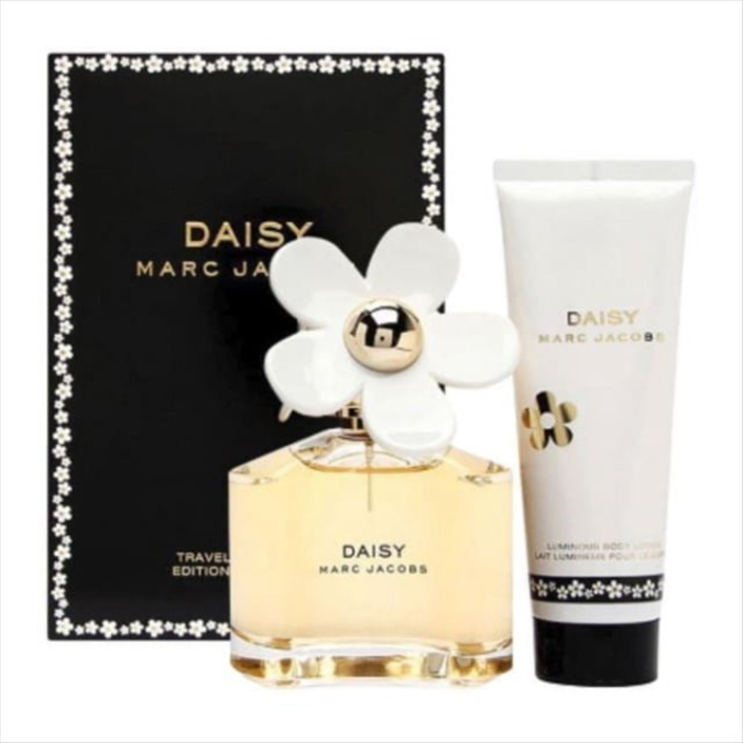 Picture of DAISY MARC JACOBSTRAVEL 2 PC GIFT SET